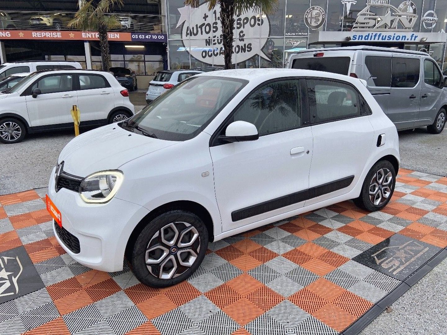 RENAULT TWINGO E-TECH ELECTRIQUE ZEN R80 ZEN