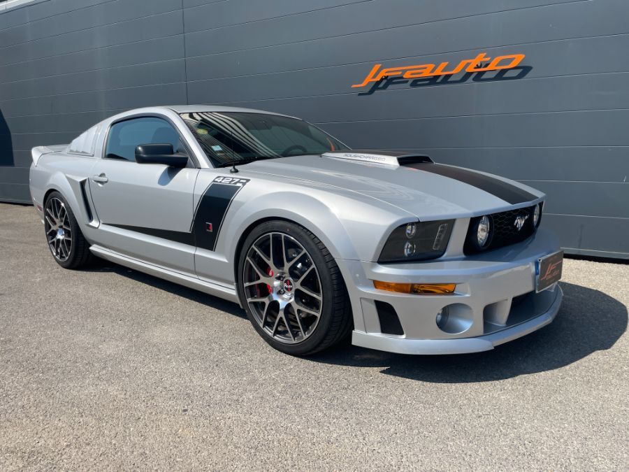 FORD MUSTANG V8 COMPRESSEE - COUPE V8 GT DELUXE PACK ROUSH (2005)