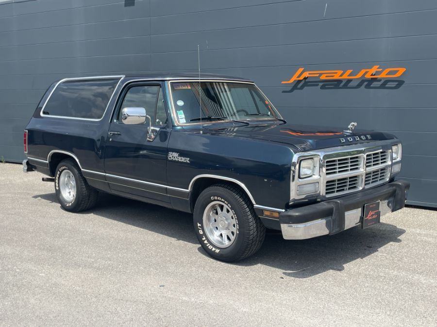 DODGE RAM CHARGER - D150 5.2 V8 (1990)