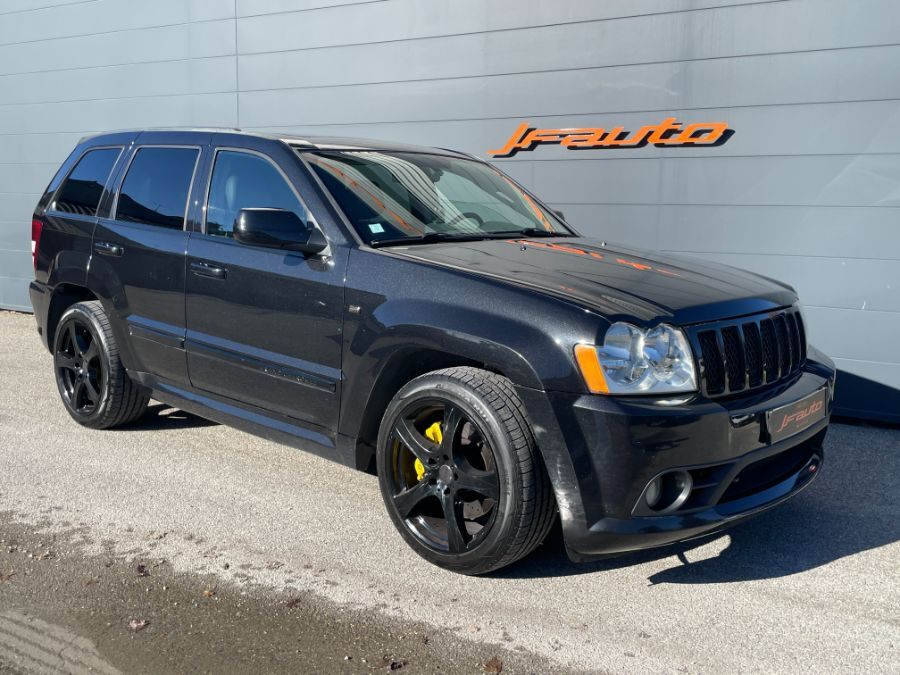 JEEP GRAND CHEROKEE - 6.1L SRT8 425CV 4X4 OU SUV 5P BVA (2006)