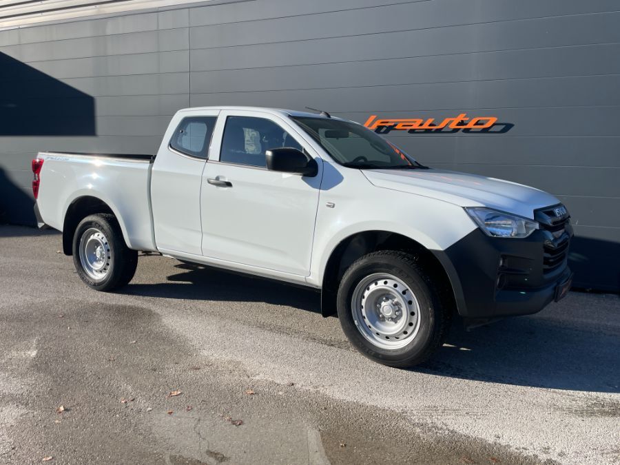 ISUZU D-MAX SPACE CAB - 1.9 4X4 N57 MT (2025)
