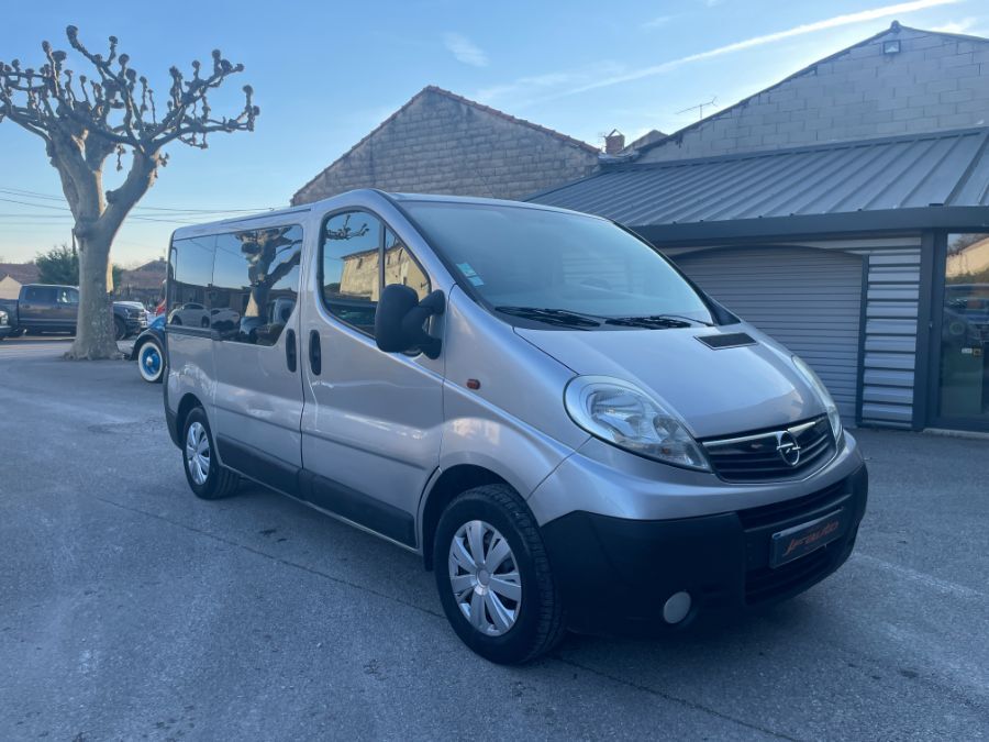 OPEL VIVARO COMBI - K2700 2.0 CDTI BVM6 MINI BUS 5P BVM