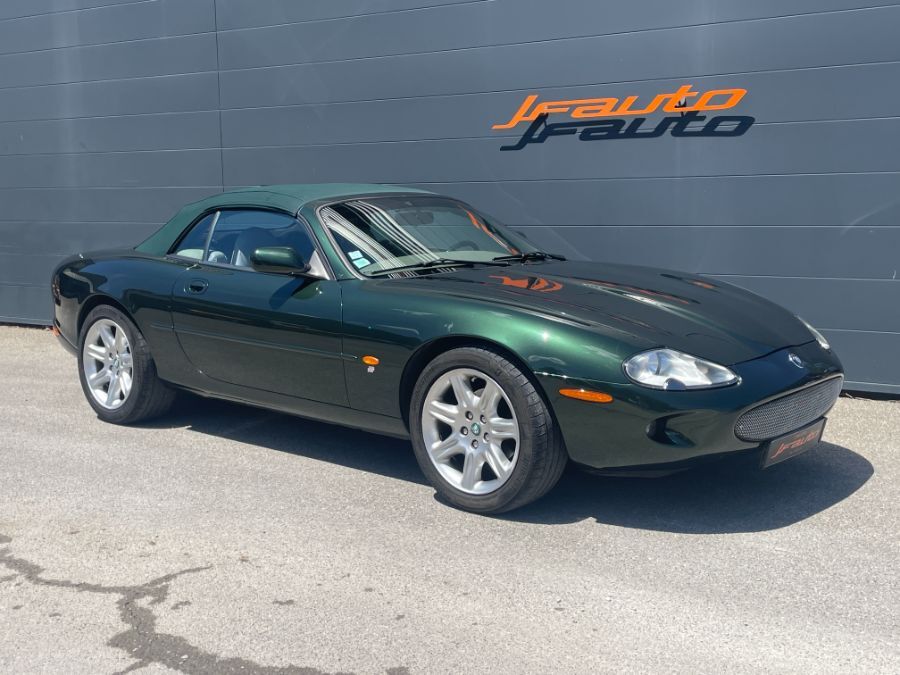 JAGUAR XK8 CABRIOLET - 4.0 LITRES (1996)