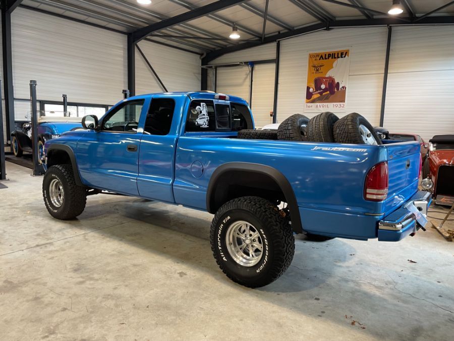 DODGE DAKOTA CLUB CAB - 5.2 CLUB CAB
