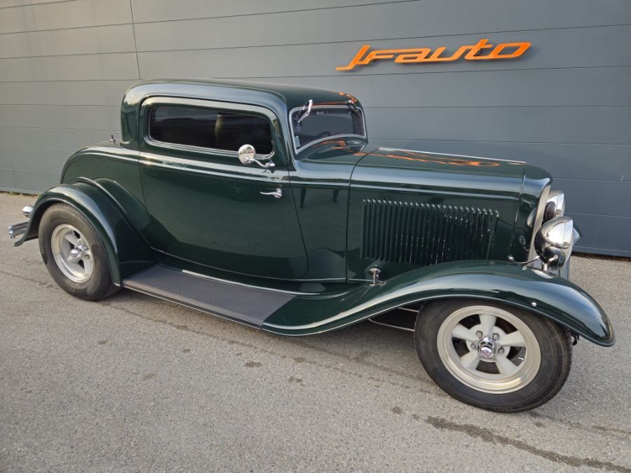 FORD 32 COUPE HOT ROD - COUPE 3 FENETRES