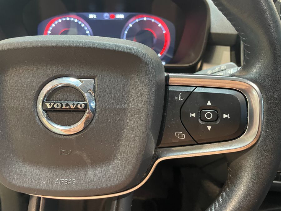 VOLVO XC 40 D3 GEARTRONIC 8 150 ch BUSINESS - D3 GEARTRONIC 8 BUSINESS