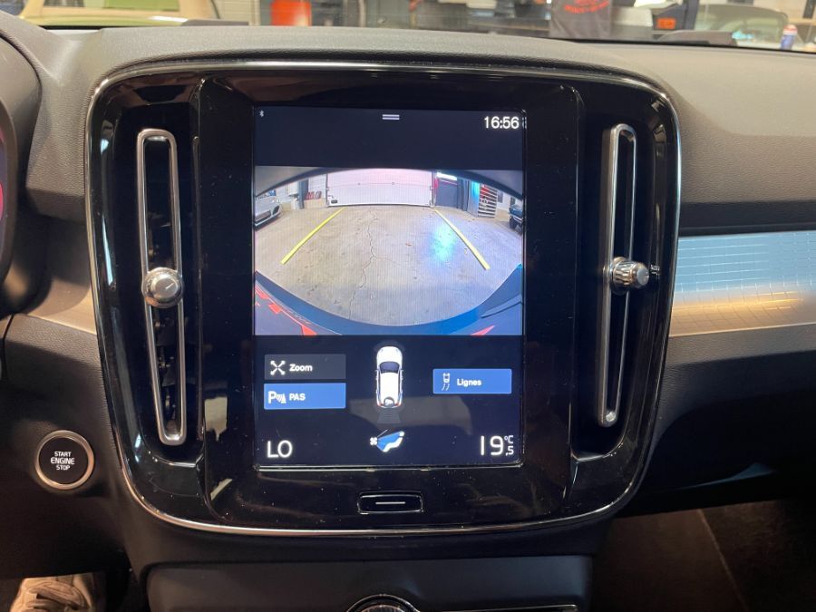 VOLVO XC 40 D3 GEARTRONIC 8 150 ch BUSINESS - D3 GEARTRONIC 8 BUSINESS