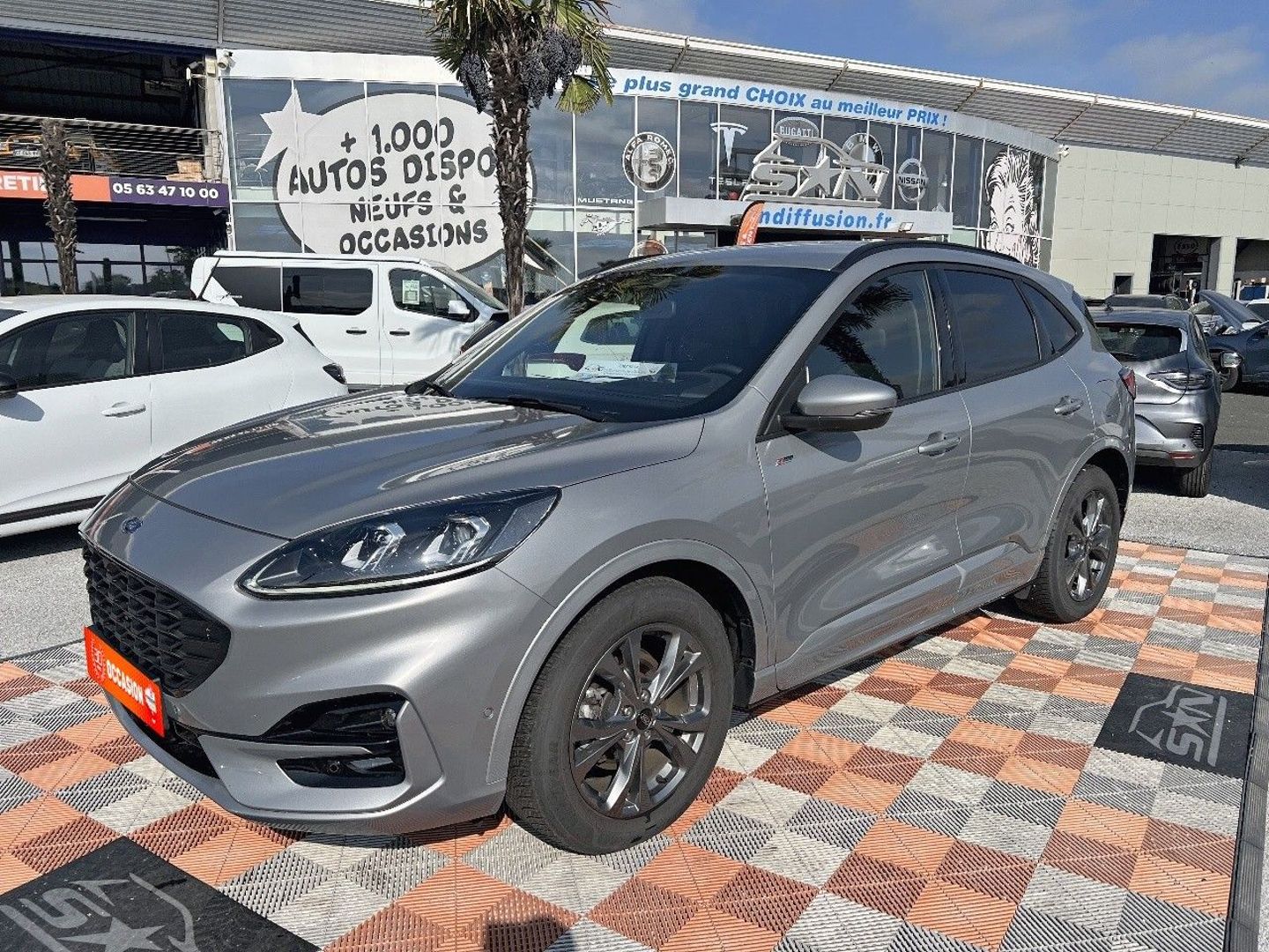 FORD KUGA 2.0 TDCI 120 ST LINE X BVA GPS Caméra Hayon Pack Hiver Attelage