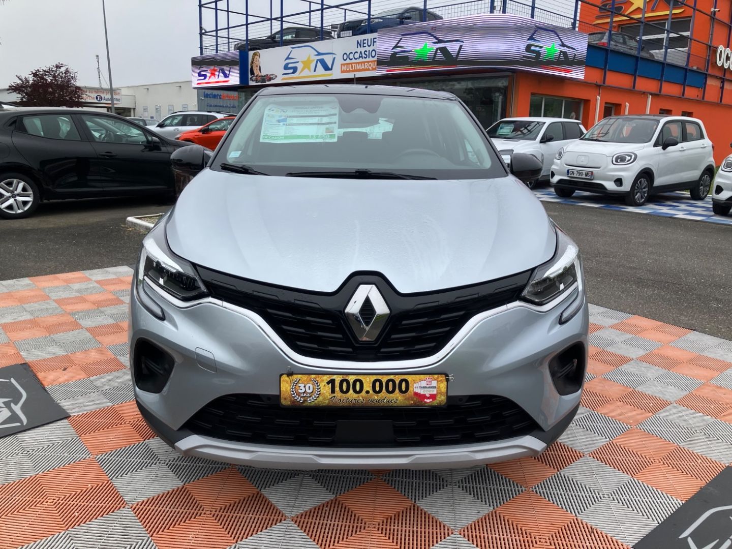 RENAULT CAPTUR - 1.6 E-TECH 145 BUSINESS GPS Caméra Clim Auto